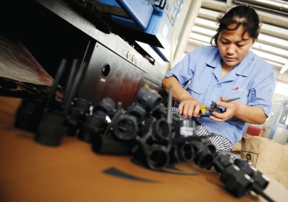 Entregan 50 mdp para programas de Sofeq