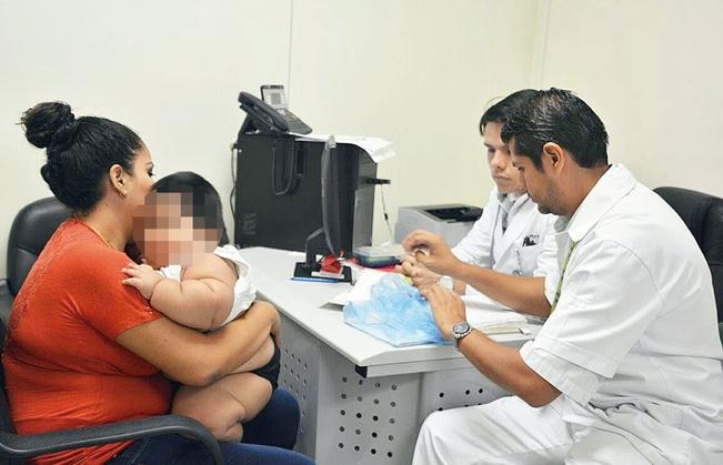 Adultos son  responsables de obesidad infantil: Salud
