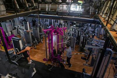 Nueva normalidad. Gimnasios buscan “ponerse en forma”
