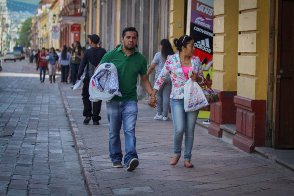 La Canaco dijo que los municipios más beneficiados por la afluencia de personas fueron Querétaro, Corregidora y El Marqués (CÉSAR GÓMEZ. EL UNIVERSAL)