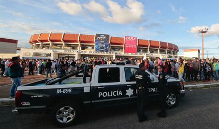 40 elementos de inspección vigilan el Estadio Corregidora