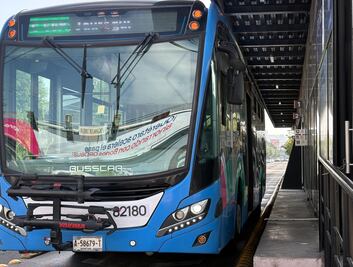 Qrobus habilita ruta especial al QCC por exhibición del trofeo de la Copa del Mundo