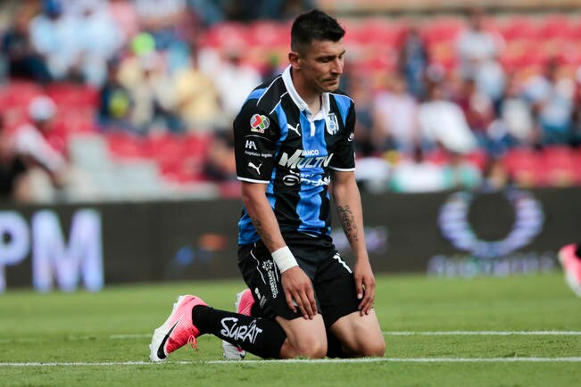 Benítez y la delantera emplumada han sido poco productivos en el Cl2017 (CLUB QUERÉTARO)