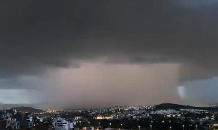 ¿Qué es el microburst? El fenómeno cortina de lluvia que ayer se observó en Querétaro