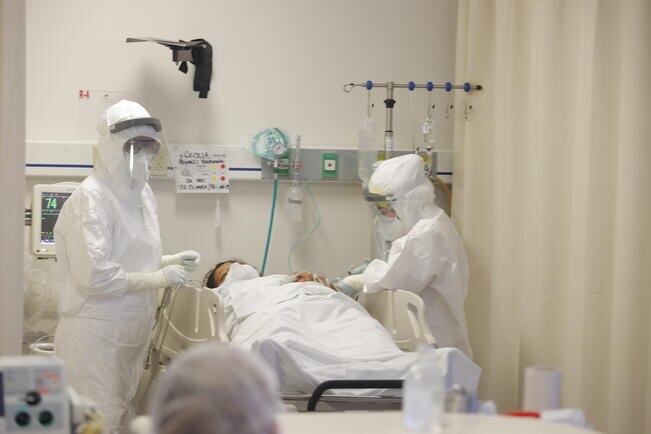 Crece el tiempo de hospitalización de pacientes positivos a Covid-19