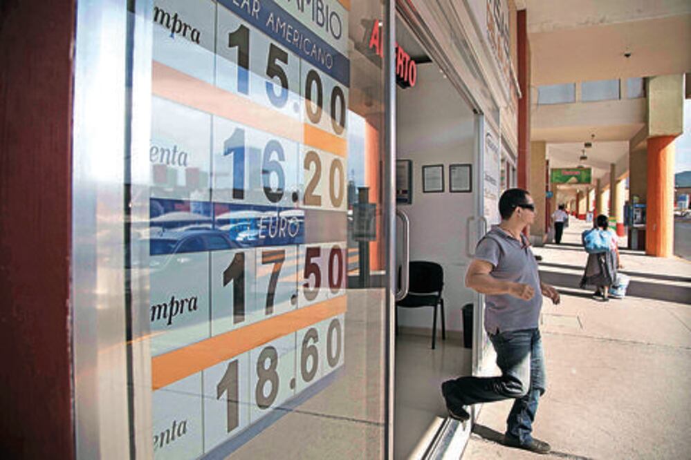 Pega a vivienda cotización del dólar, dicen industriales