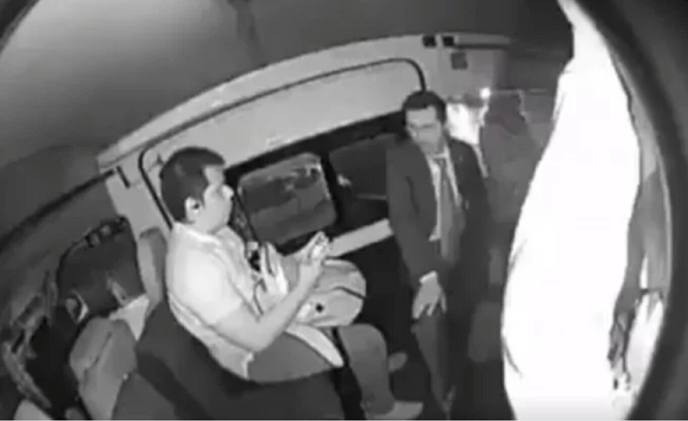 Regañan a joven por resistirse a asalto en combi