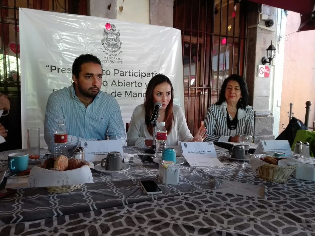 María Alemán da a conocer paquete de iniciativas