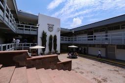 Derecho-UAQ registra su escudo como marca