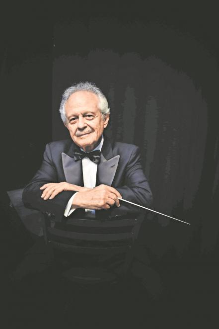 Carlos Gándara toca hoy con la OFEQ