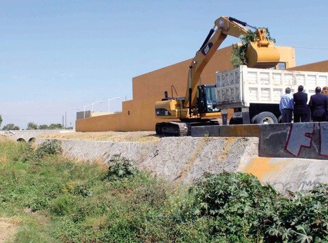 Intensifican limpieza de drenes en Corregidora
