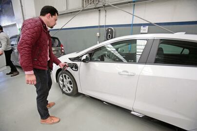 Crece la venta de autos eléctricos en Querétaro