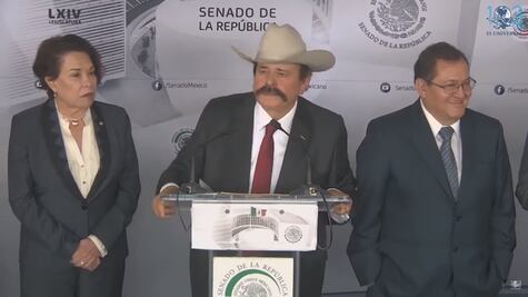 “Retrasados mentales”, así llamó la senadora de Morena a reporteros