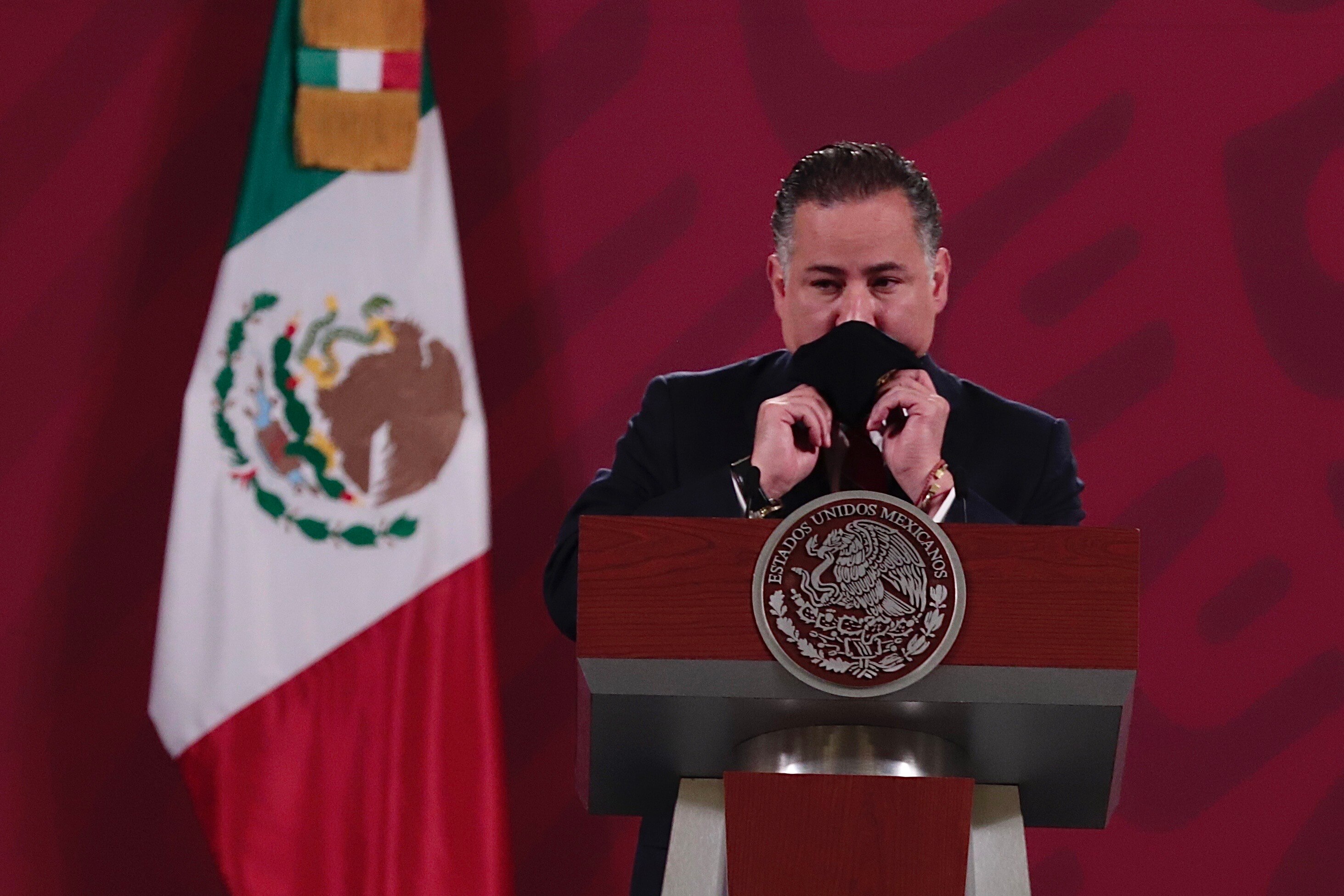 "Santiago Nieto no debe buscar la gubernatura de Querétaro"