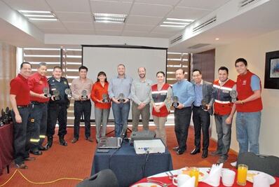 Reconocen apoyo a Carrera Nocturna