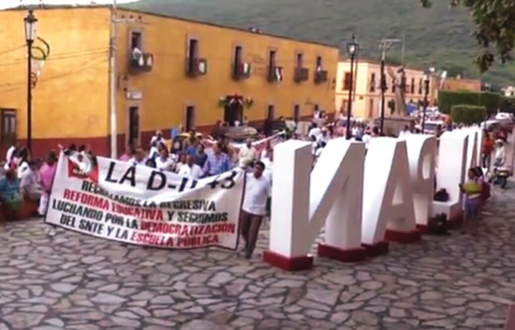 Recortan salario a maestros faltistas