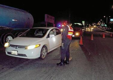 Operativos detienen a 30 personas