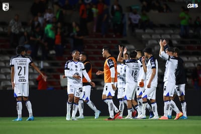 Opinión. Comienzan a desmantelar a Gallos Blancos