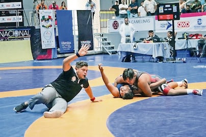 Lucha da frutos en la Olimpiada Nacional