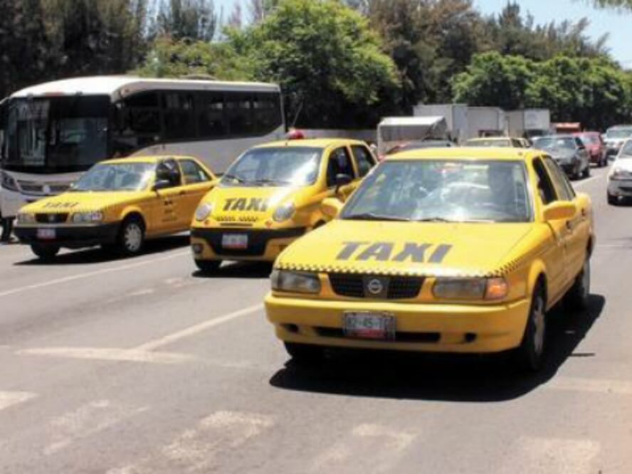 Se suman taxistas a campaña