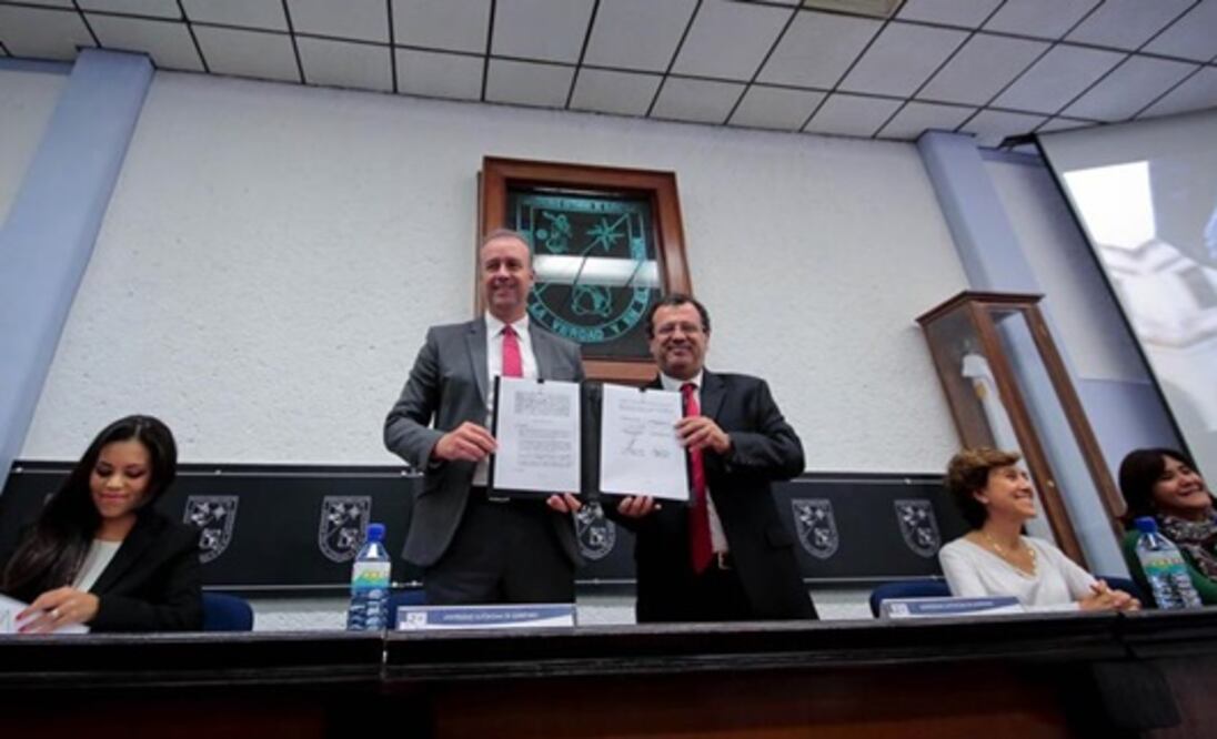 El Marqués apoya a estudiantes