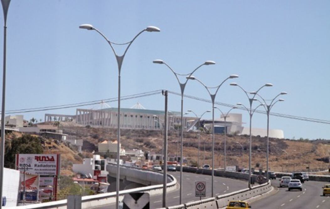 Capital gasta $70 millones en alumbrado