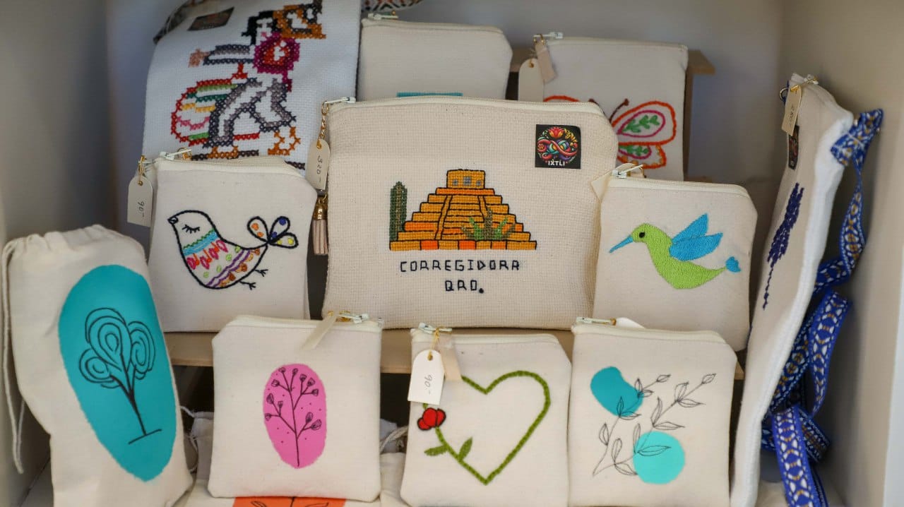 Corregidora inicia exposición en Punto México