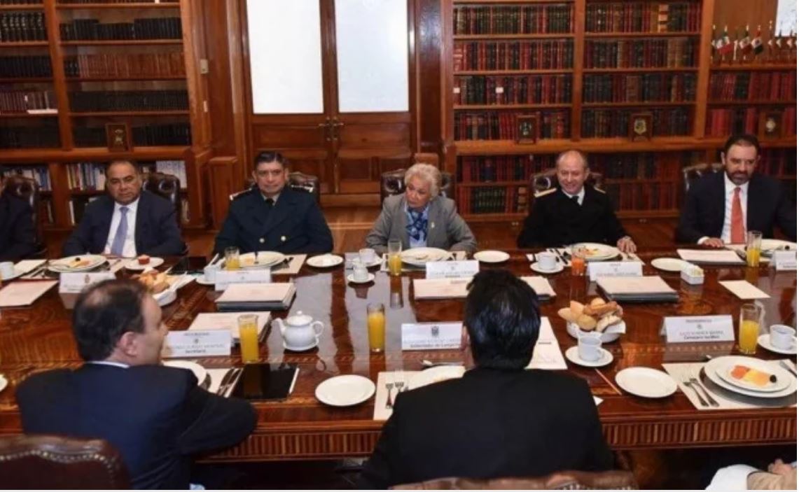 Olga Sánchez Cordero sostiene encuentro con gobernadores del PRI