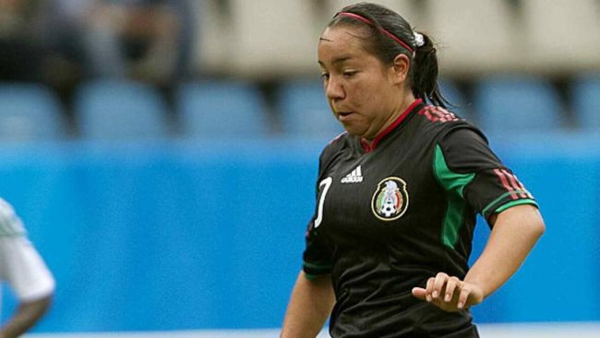 Tri femenil debuta con triunfo en Kazán