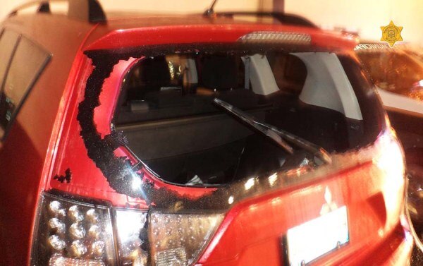 Aprehenden a sujeto que dañó camioneta