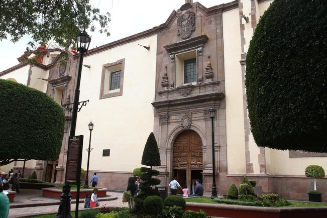 Rehabilitarán el templo de Santa Clara con 5.6 mdp