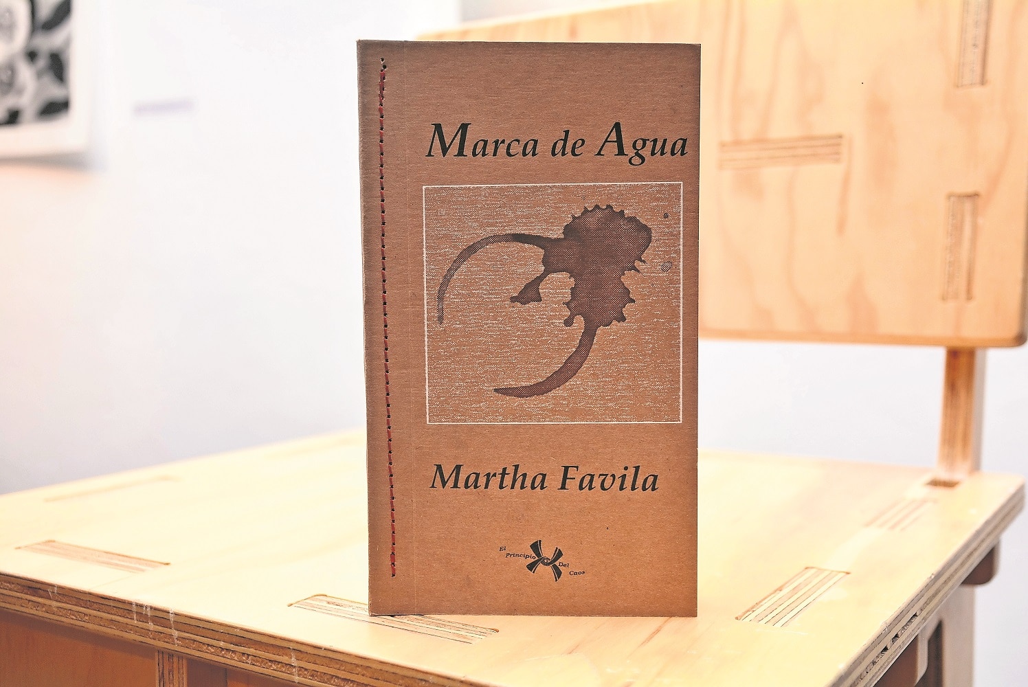 Favila no puede dejar la literatura