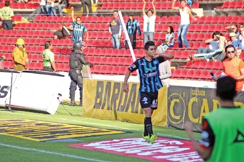 Ofrecerá senador camión para afición