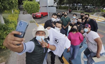 “Vamos en primer lugar, pero no nos confiamos”: Luis Nava