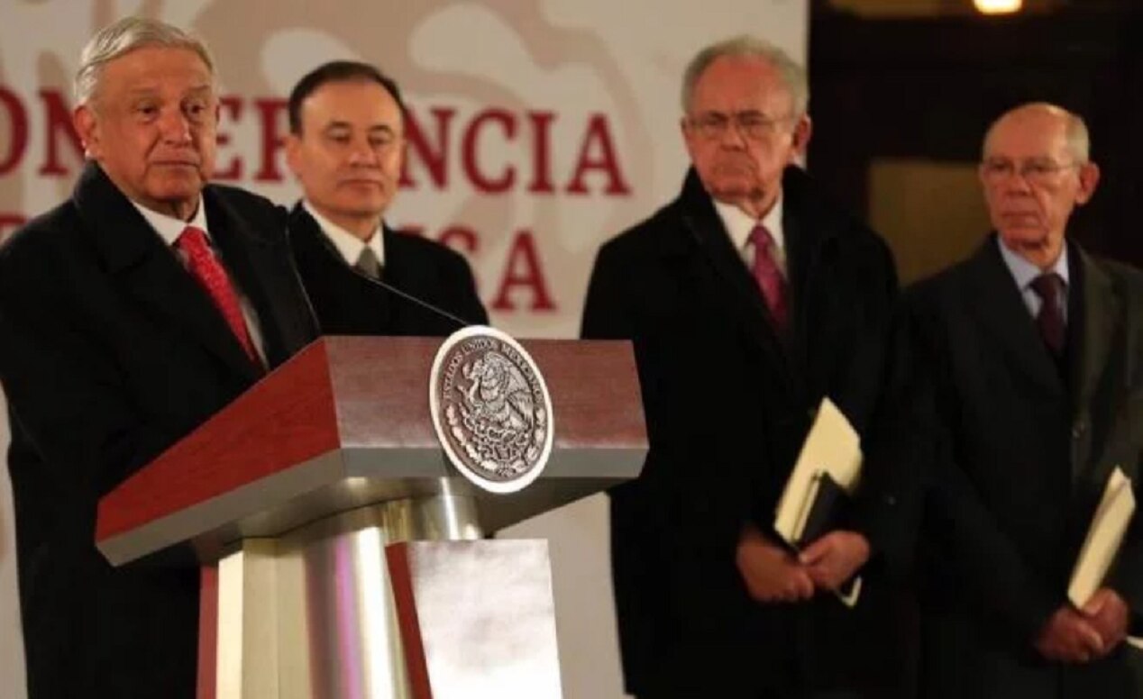 Construcción del NAIM, oficialmente suspendida