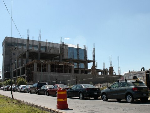 Sindicatos edifican sin permiso: CMIC