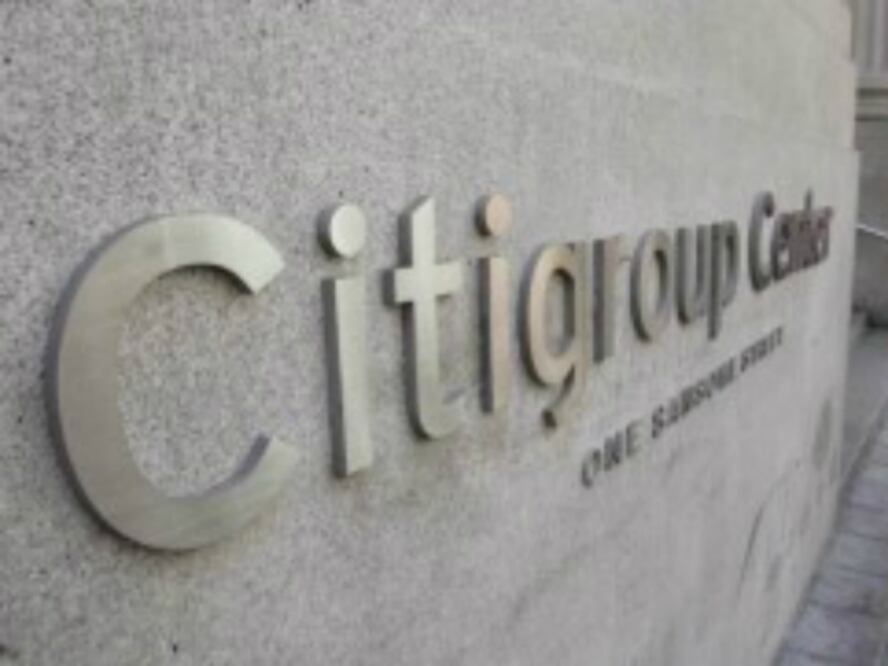 Bajan las ganancias de Citi en AL