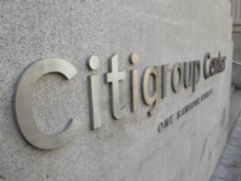Bajan las ganancias de Citi en AL
