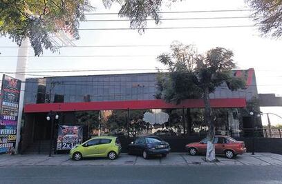 Pega a empresarios clausura de antros 