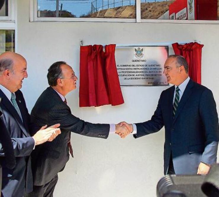 Inauguran centro de profesionalización