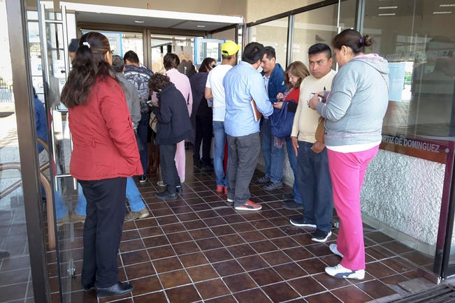 Inician el año con puntual pago de impuestos