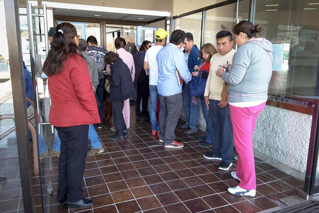 Inician el año con puntual pago de impuestos