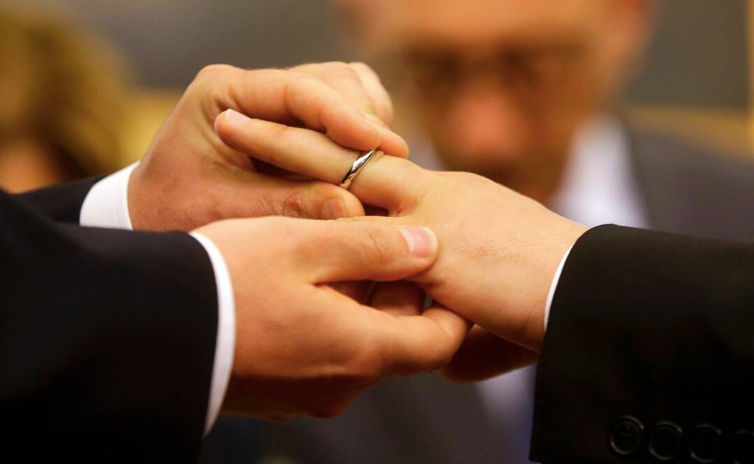 "Dios no puede bendecir el pecado": así niega El Vaticano unir parejas del mismo sexo