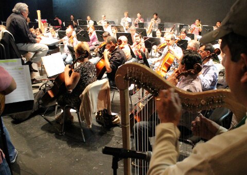 Mariachi Vargas y la OFEQ darán concierto patrio