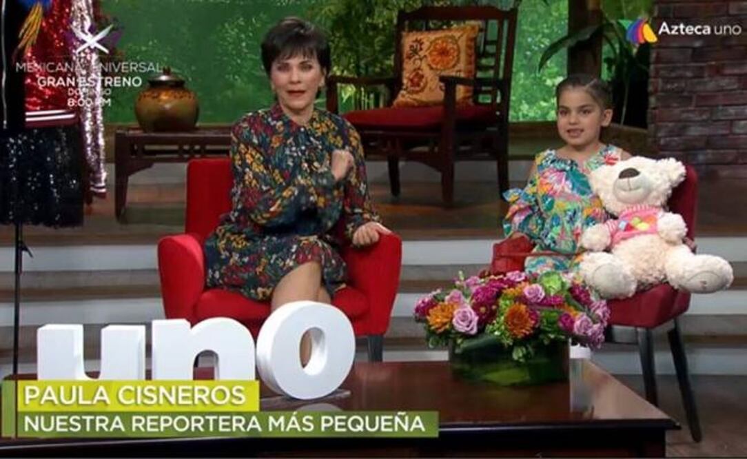 Paula Cisneros, la reportera más pequeña. Foto: Especial