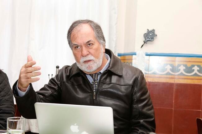 Alfredo Álvarez dijo que el proceso de limpieza se realiza con la ayuda de una draga anfibia multipropósito, la cual barre la suciedad que exista y al mismo tiempo arranca de raíz las plagas asentadas (GUILLERMO GONZÁLEZ. EL UNIVERSAL)