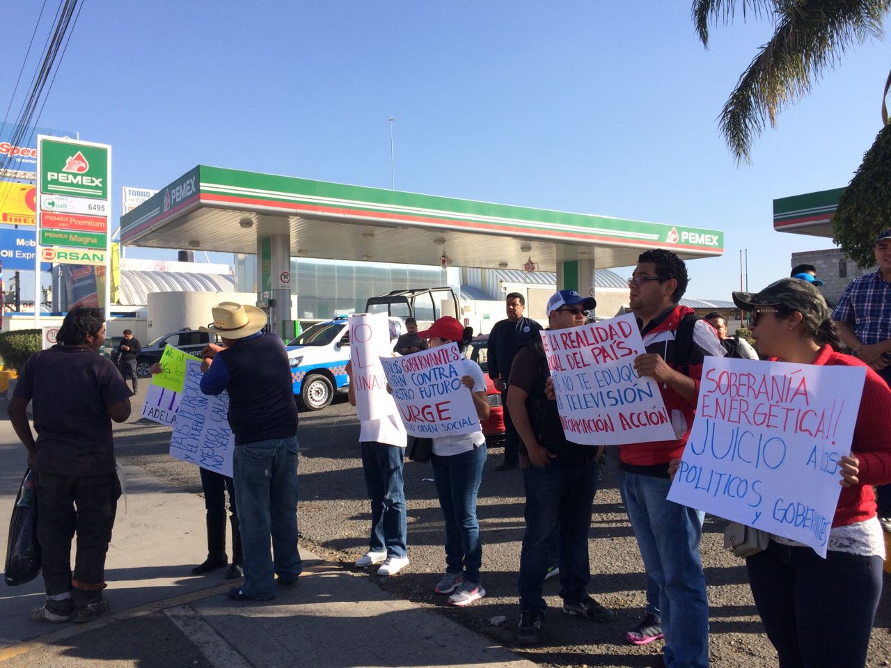 Habitantes de SJR continúan protestas contra 'gasolinazo'