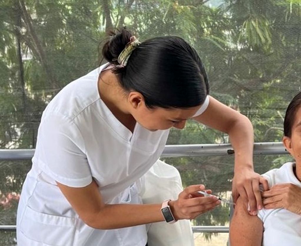 Aplican 5 mil vacunas contra la influenza en Querétaro