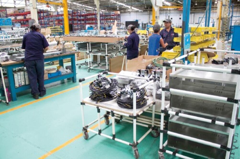 Bajos salarios provocan fuga de mano de obra, advierten