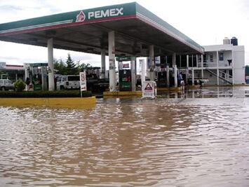 CFE se blinda contra 32 ciclones